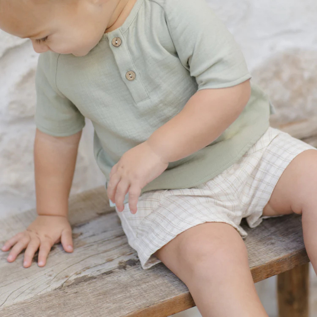 Short Sleeve Zion Shirt Sage | Quincy Mae