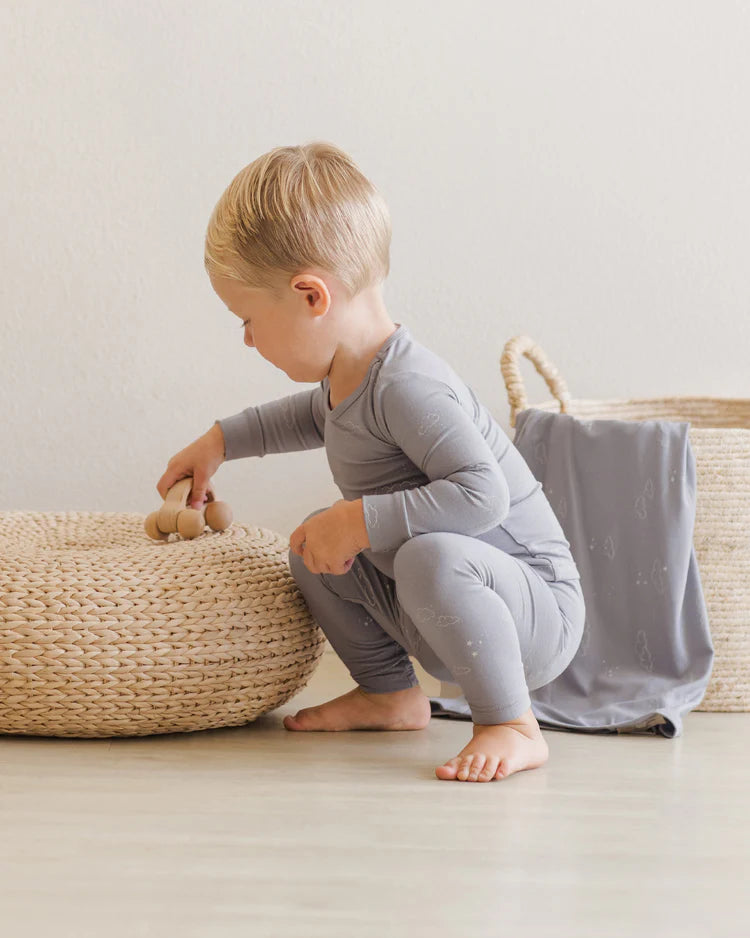Bamboo pyjama set clouds | Quincy Mae