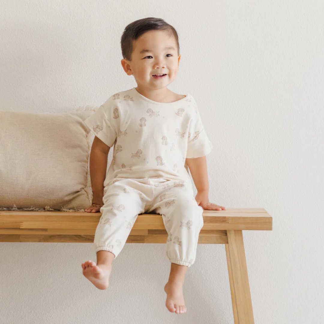 Puppies Organic Cotton T-Shirt and Pants Set | Quincy Mae