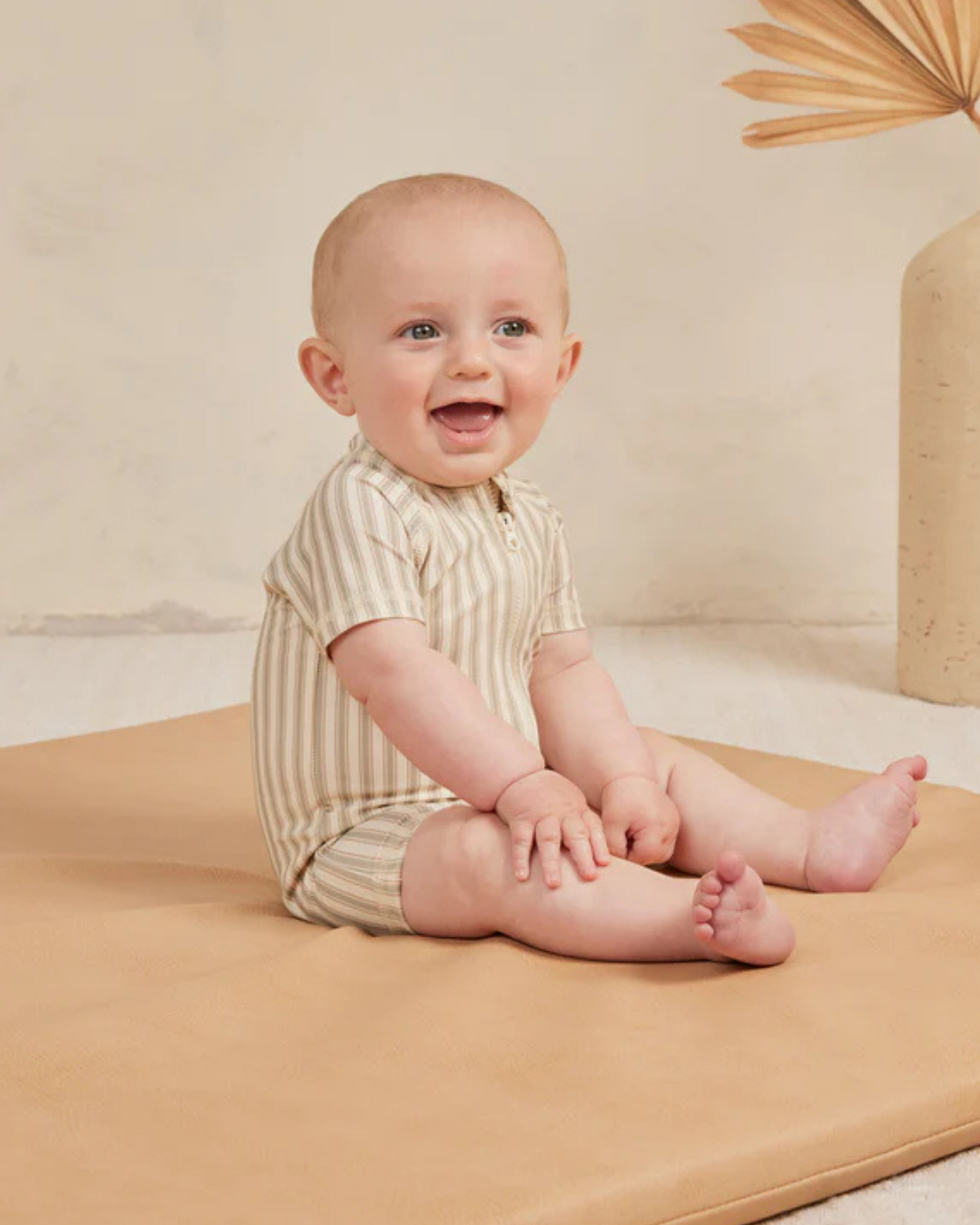 Ensemble maillot et chapeau rayures | Quincy Mae
