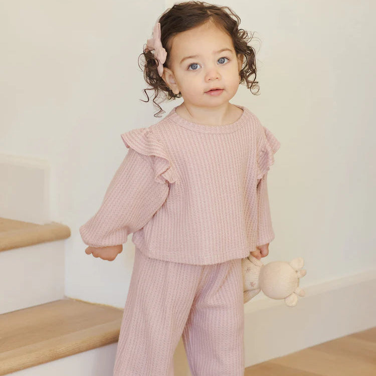 Ensemble rose gaufré à volants | Quincy Mae