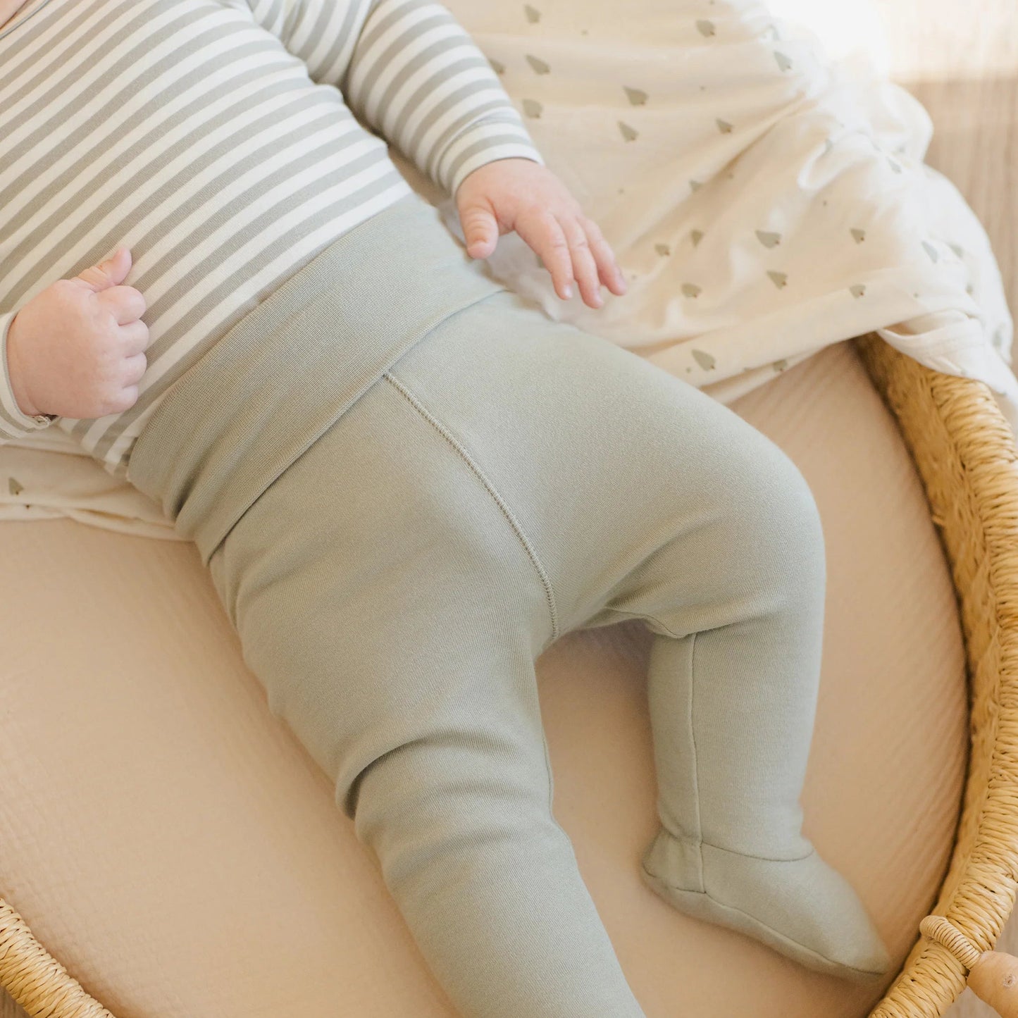 Side Snap Pant Set Fern Stripe | Quincy Mae