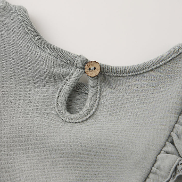 Robe à volants Steel Blue | Quincy Mae