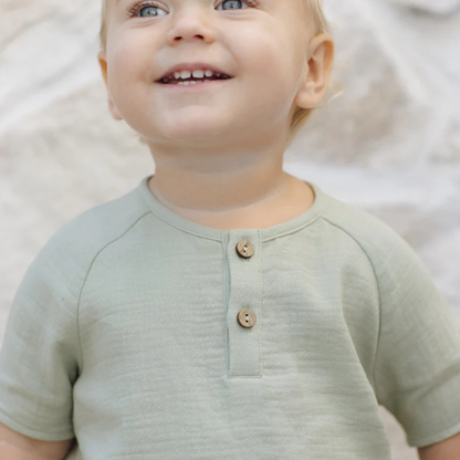 Short Sleeve Zion Shirt Sage | Quincy Mae