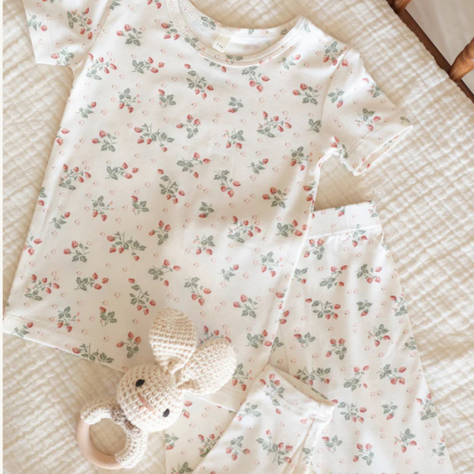 Ensemble bambou fraises | Quincy Mae