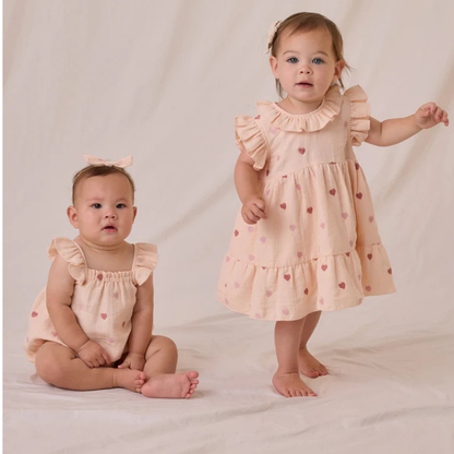 Robe broderies coeurs | Quincy Mae
