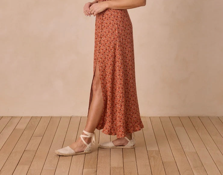 Button Slit Skirt Red Floral | Rylee + Cru