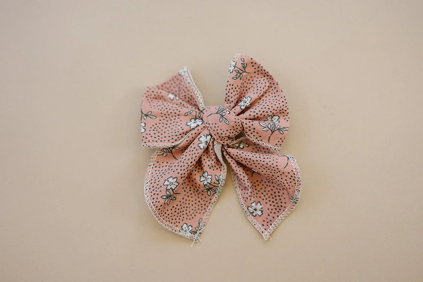Vintage Pink Hair Bow | Mebie