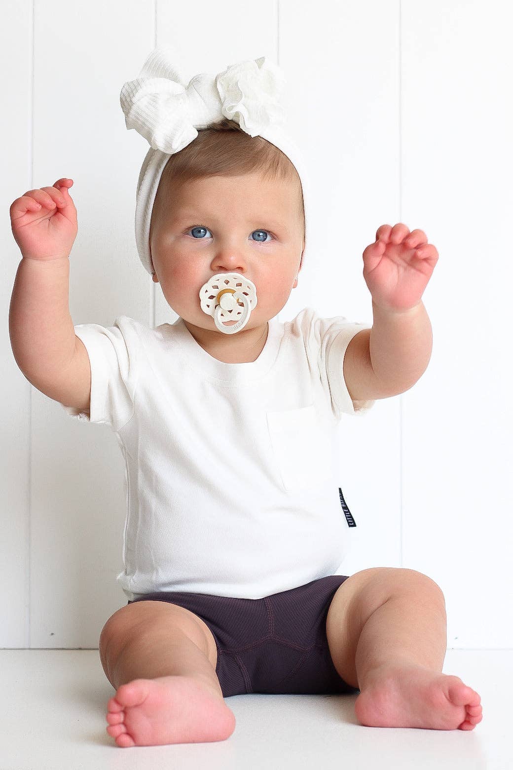 Bamboo Pocket Tee Off White | Little Bipsy