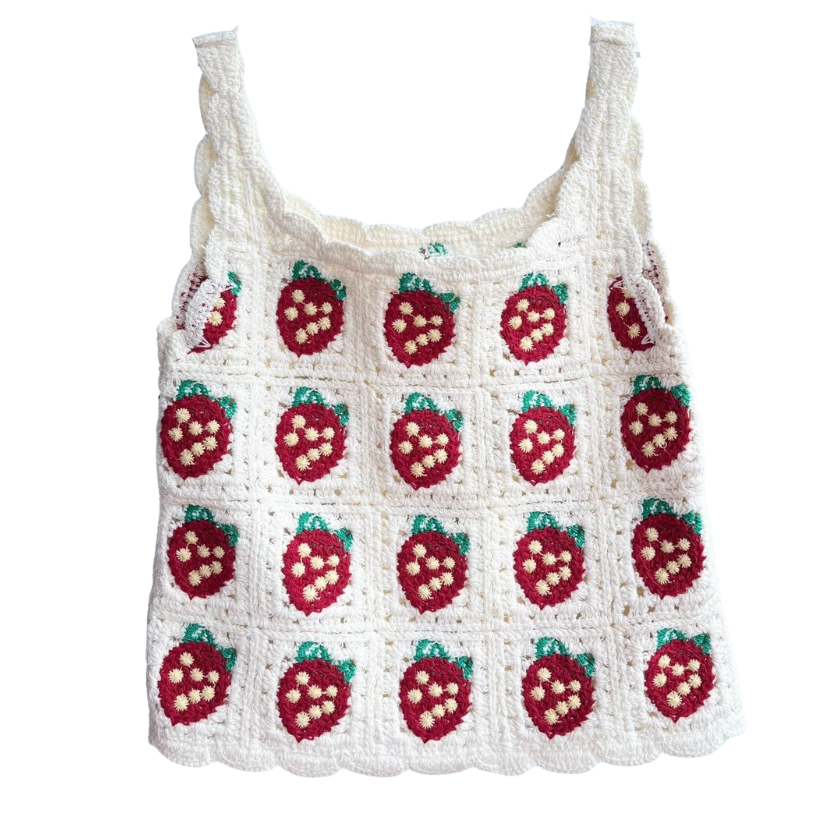Strawberry crochet kit | Sfera