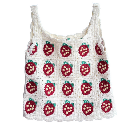 Strawberry crochet kit | Sfera