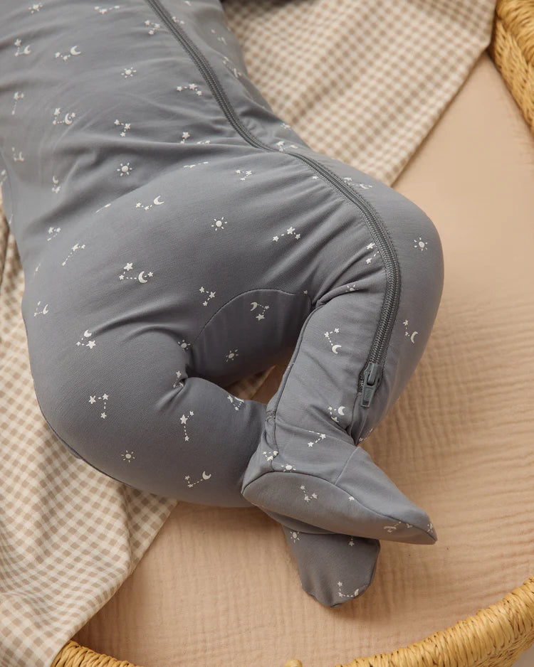 Bamboo zip footie + knotted baby hat washed indigo | Quincy Mae