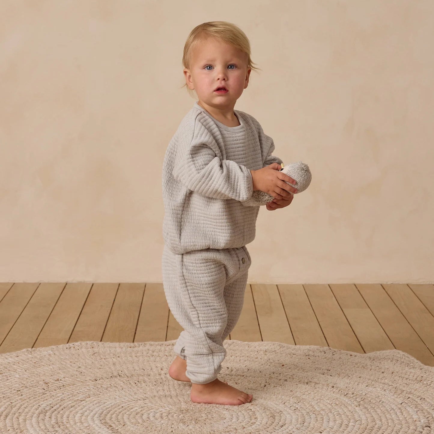 Textured Sweat Set Frost | Quincy Mae